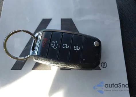 2018 Kia Sportage Lx z USA, uszkodzony, nr VIN KNDPM3AC4J7472918